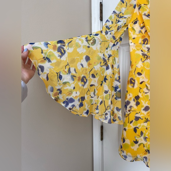 IEENA for Mac Duggal 70207 Bell Sleeve Floral Print Dress - Picture 6 of 9